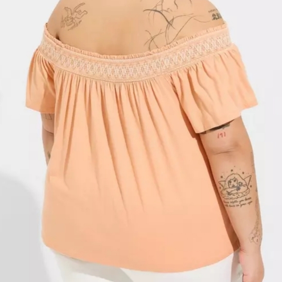 Torrid Cotton Modal Jersey Off Shoulder Smocked Yoke Top Peach Bloom BNW… - Picture 2 of 4